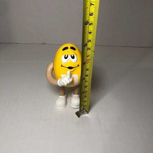 Vintage Yellow M&M Peanut Night Light Electronic, Works - Picture 9 of 9